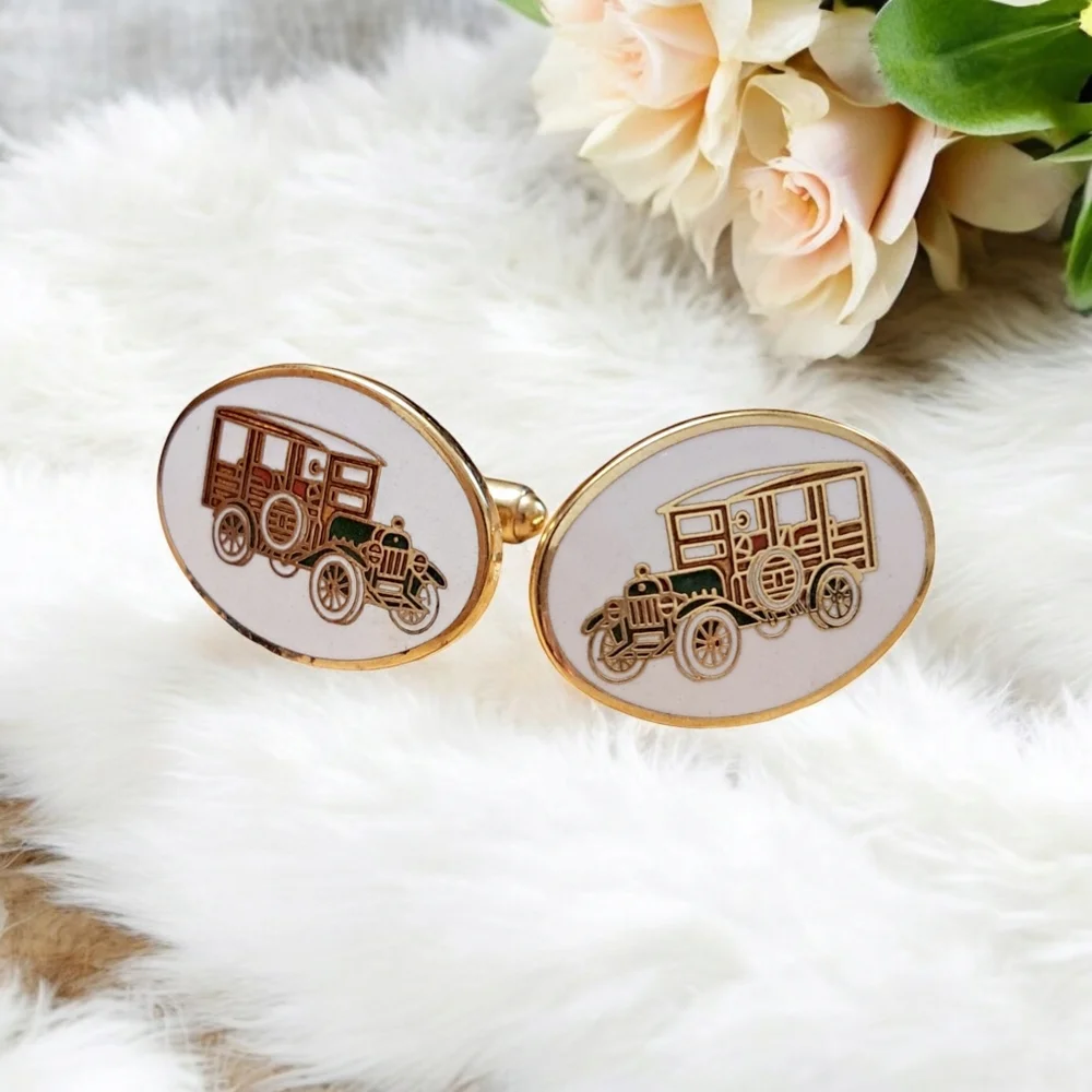 Vintage Avon Classic Car Cufflinks Enamel Gold Tone Trim 1